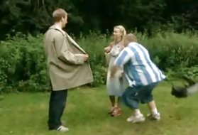 चमकती - der im wald flasher जंगल में वन पोर्न अभिनेत्री महासागर