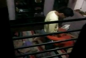 भारत में, bf चोदना " स्टार के घर के साथ फिल्माया एक छिपे हुए कैमरे पर कब्जा छिपे हुए कैमरे